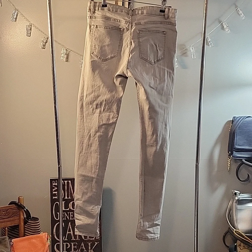 H&M jeans - Picture 3 of 3